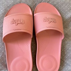 Fitflop Pool Slides
